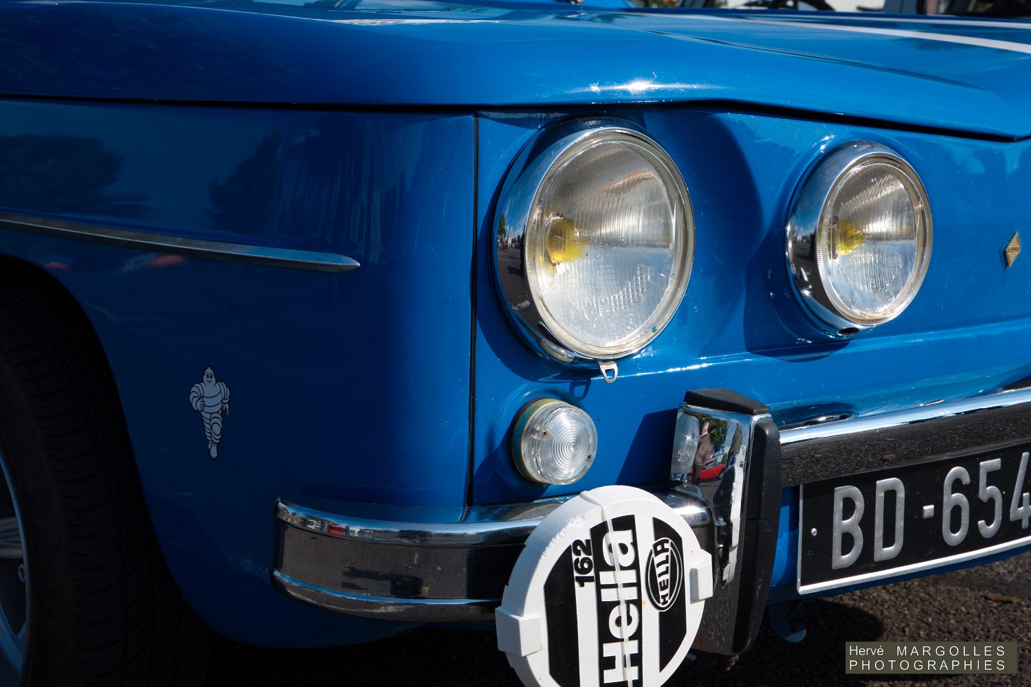 Renault 8-02.jpg